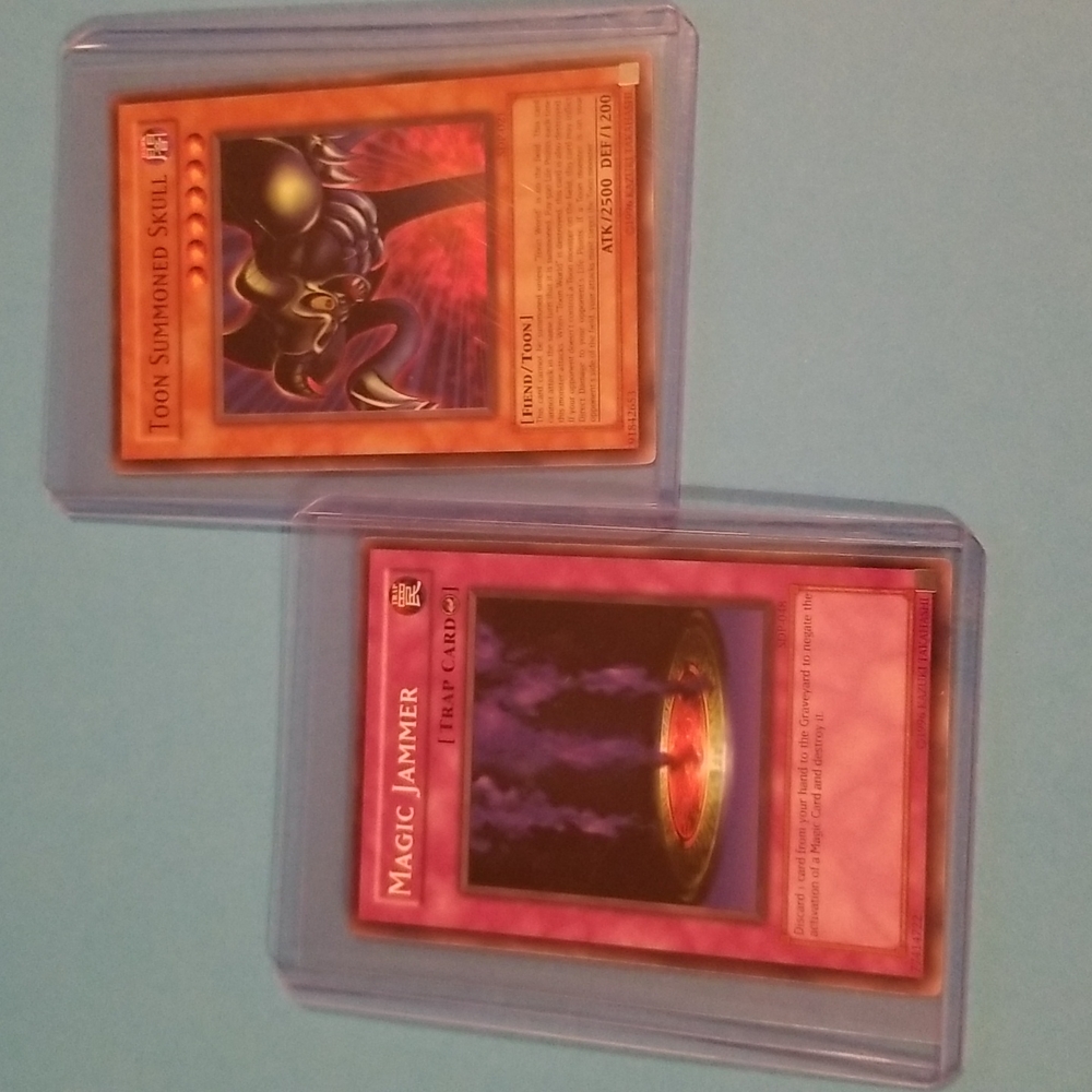 Yu-Gi-Oh pair - Picture 3 of 3